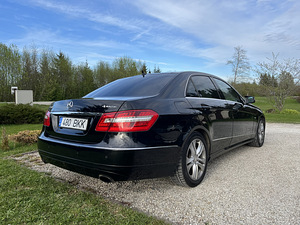 Mercedes-Benz E 350 CDI 4MATIC 3.0 V6 170kW (3 foto / 13)