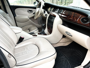 M/V: Rover 75 2.5 V6 130kW (10 foto / 11)