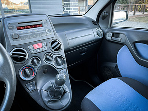 Fiat Panda 1.2 44kW (10 foto / 12)
