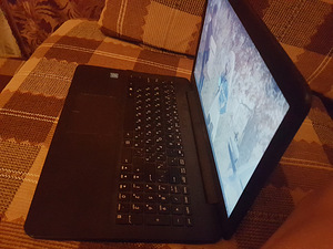 Ноктбук ASUS