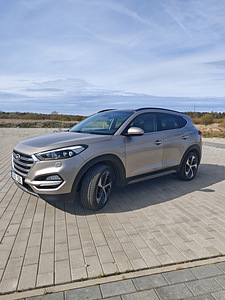 Hyundai Tucson 2016 2.0 (Premium) (1 foto / 8)