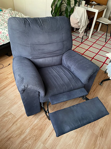 Recliner tugitool (ära anda) (2 foto / 2)