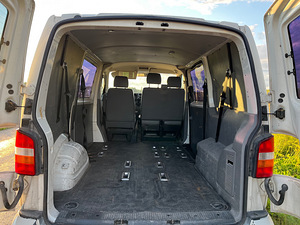 Volkswagen Transporter KOMBI 2.5 96kW (6 foto / 10)