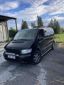 Mercedes-Benz v220 (2 foto / 6)