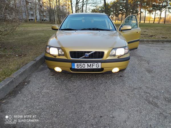 Продам/ Volvos60 (фото #8)
