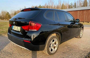 BMW X1 SDRIVE 2.0D (5 foto / 7)