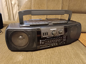 Магнитофон " Telefunken" (1 фото из 6)