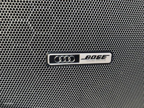 Audi A4 (foto #9)