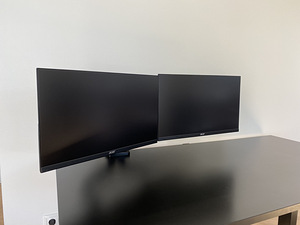 2x Acer Nitro RG240Y 24" + Dual Monitor Stand (1 foto / 6)