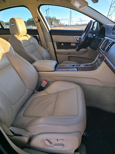 Jaguar XF S 3.0d 202kw (9 foto / 10)