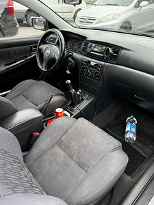 Toyota Corolla 2003 1.4 71 Kw Bensiin (3 foto / 11)