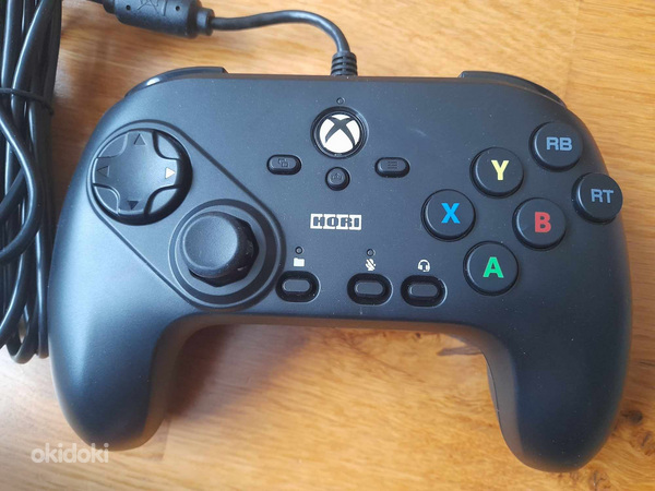 Контроллер Hori Fighting Commander OCTA для Xbox Series X/S (фото #2)