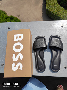Hugo Boss nahkplätud (1 foto / 6)