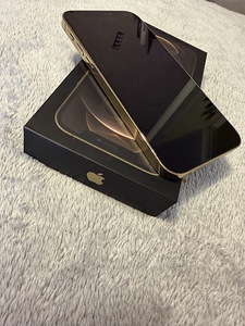 iPhone 12 pro 256ГБ (1 фото из 3)