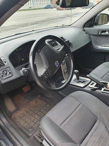 Volvo v50 2.0D 2010 (7 foto / 10)