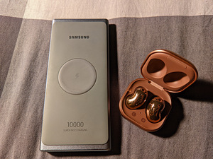 Samsung Galaxy S22 koos lisadega, 256GB, roheline (3 foto / 4)