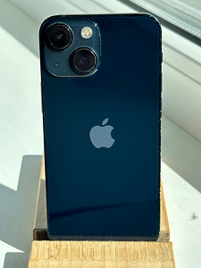 iPhone 13 мини, 128 ГБ (1 фото из 6)