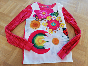 Desigual džemper 146 (1 foto / 2)