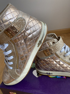 Skechers tossud, s. 36 (4 foto / 4)