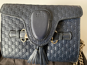 Bron! Gucci GG midnight blue Emily bag (4 foto / 9)