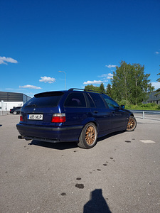 BMW 318 (5 фото из 7)