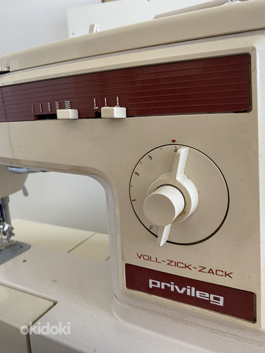 Швейная машинка Singer 8280 (фото #3)