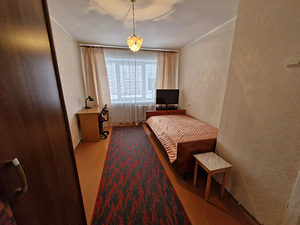 Kangelaste prospekt 42, Pähklimäe, Narva, Ida-Virumaa (5 foto / 9)