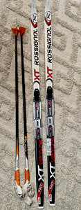 Rossignol suusad 140cm ja kepid 110cm (1 foto / 1)