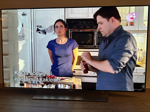 LG TV 65 OLED (9 фото из 10)