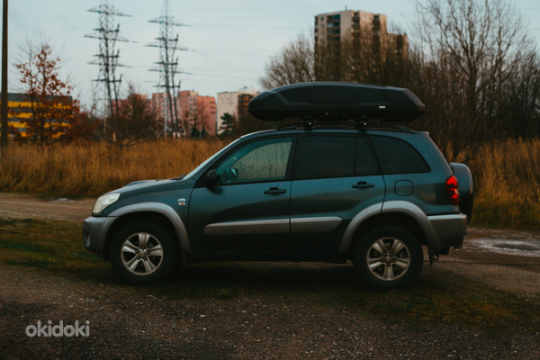 Toyota RAV4 2004, 2.0, дизель (полный привод)