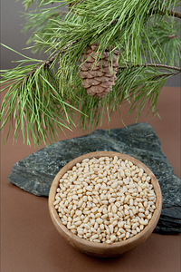 Kooritud piiniaseemned, metsavaik, 500 g. (3 foto / 4)