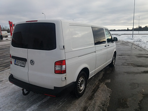 Volkswagen Transporter 2015 (7 foto / 7)