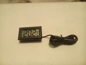 Электронный термометр с выносным датчиком -50 +110 черный