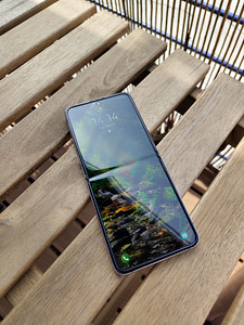 Samsung Galaxy Flip 4 + Galaxy Watch 5 (4 foto / 10)