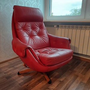 кожаное кресло 50-х годов, шведское производство