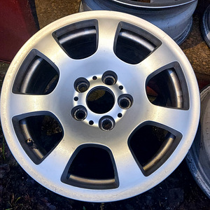 BMW E60+STYLE 134 7x16 ET20 (2 foto / 3)