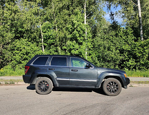 Jeep Grand Cherokee WK (2 foto / 8)