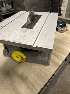 Elektriline ketassaag Fxa 1800 W, 250 mm (1 foto / 3)