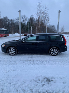 Volvo V70 2.4 136kW 2009 (5 foto / 12)