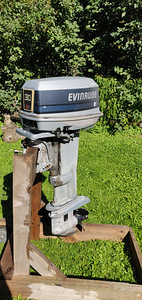 Evinrude 2T 30hp päramootor koos puldiga (1 foto / 10)