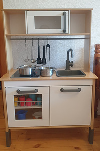 Ikea игровая кухня (1 фото из 7)