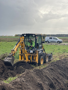 Kaeve tööd 24/7 , JCB CX1 traktoriga . (4 foto / 9)