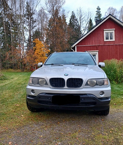 BMW x5 135kw (2 foto / 7)