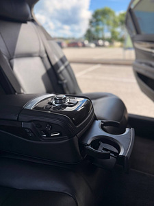 BMW 750d Long Xdrive (9 foto / 15)