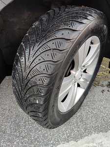 225/60/17 Goodyear ultragrip extreme SUV шины 17" 4 тк (2 фото из 3)