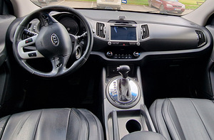Kia Sportage 2011 LPG (2 foto / 5)