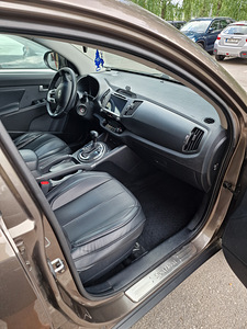 Kia Sportage 2011 LPG (3 foto / 5)
