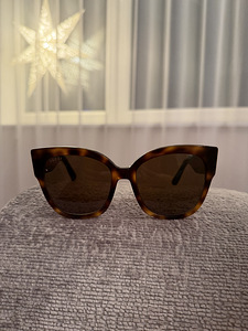 Gucci oversized sunglasses original (1 foto / 6)