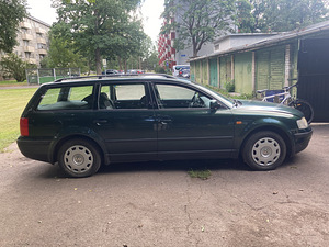 Auto (2 foto / 8)