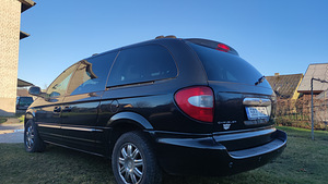 CHRYSLER GRAND VOYAGER, 128 kW, 2003 4WD (7 foto / 14)